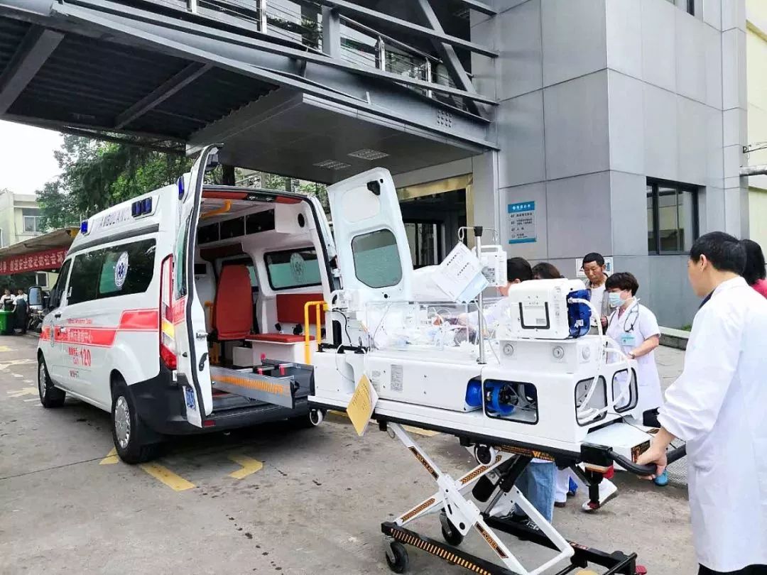 贵港市妇婴监护型护送